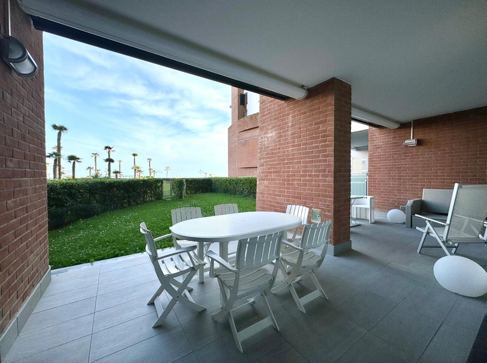 Frontemar Residenze Sul Mare - Carraro Immobiliare Jesolo - Family Apartments Exterior foto